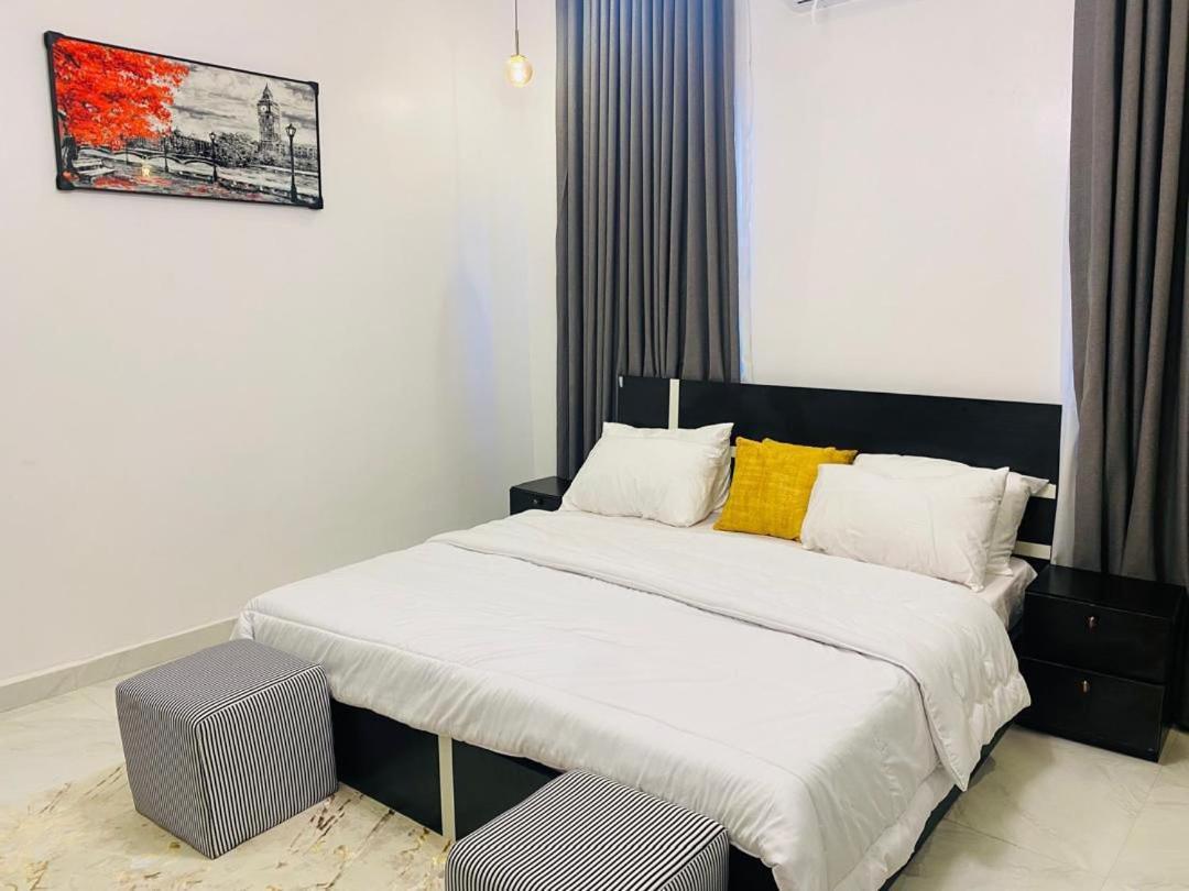 Villa Toscana Luxe Gra Port Harcourt Buitenkant foto