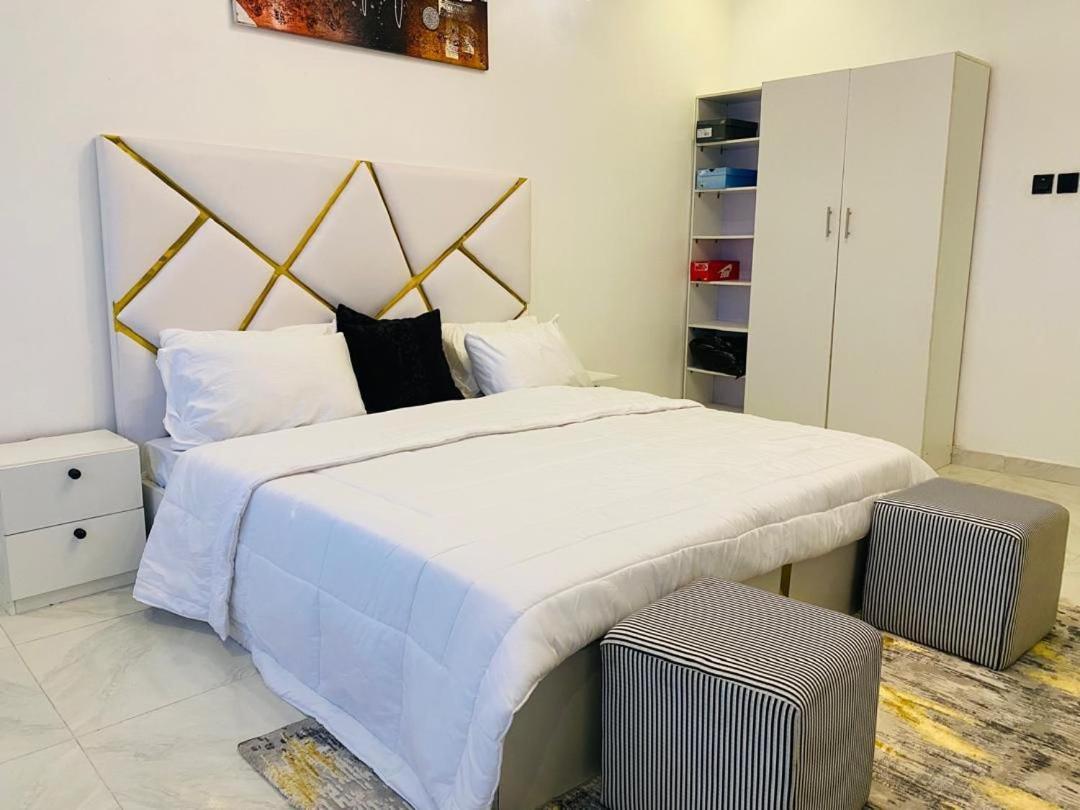 Villa Toscana Luxe Gra Port Harcourt Buitenkant foto