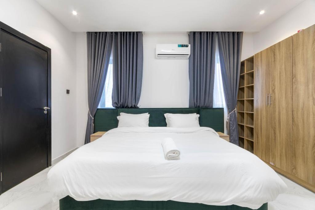Villa Toscana Luxe Gra Port Harcourt Buitenkant foto