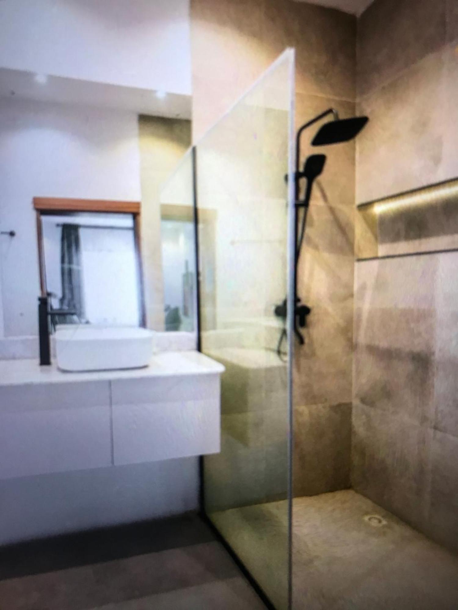 Villa Toscana Luxe Gra Port Harcourt Buitenkant foto